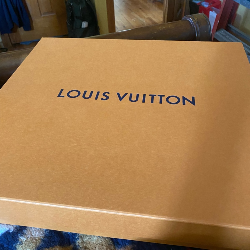 Louis Vuitton box and bag